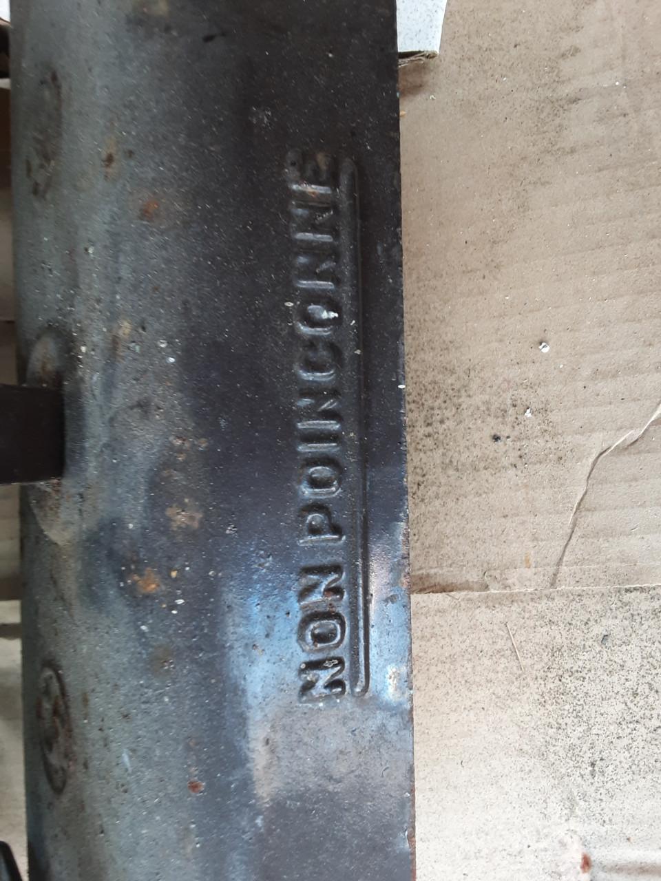 3 hele oude weegschalen