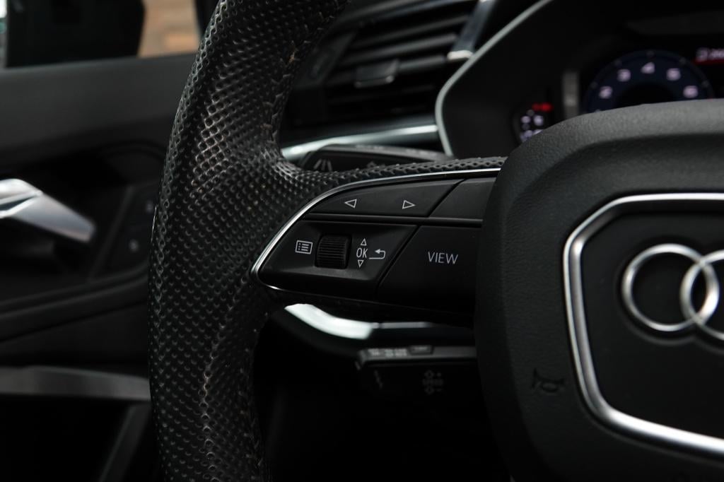 Audi Q3 1.5 tfsi | stoelverw. | trekhaak | pdc |