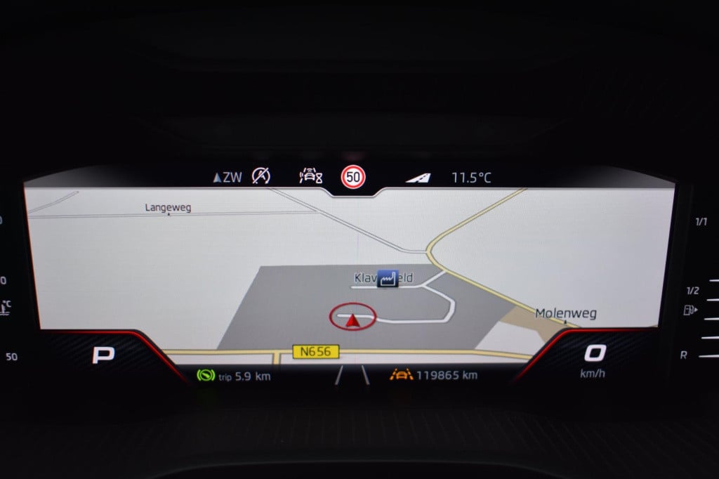 Skoda Kodiaq 1.5 tsi sportline | trekhaak | camera | nap | adapt. cruise co
