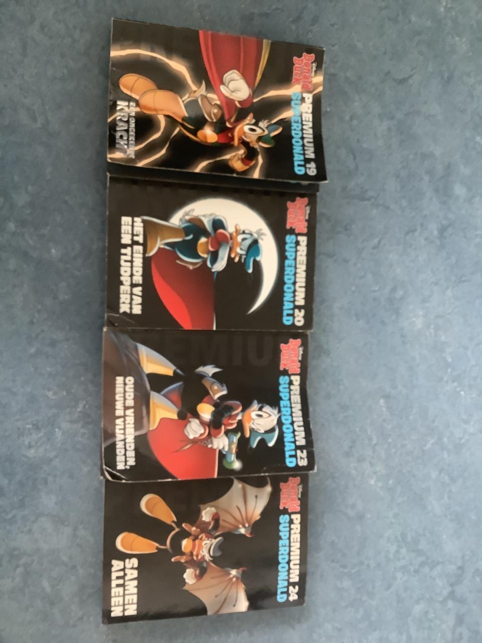 Donald Duck premium pockets