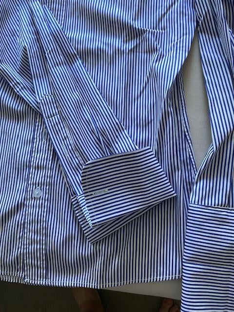 Nieuw overhemd kleine maat XS  blauw/wit streepje  getailleerd