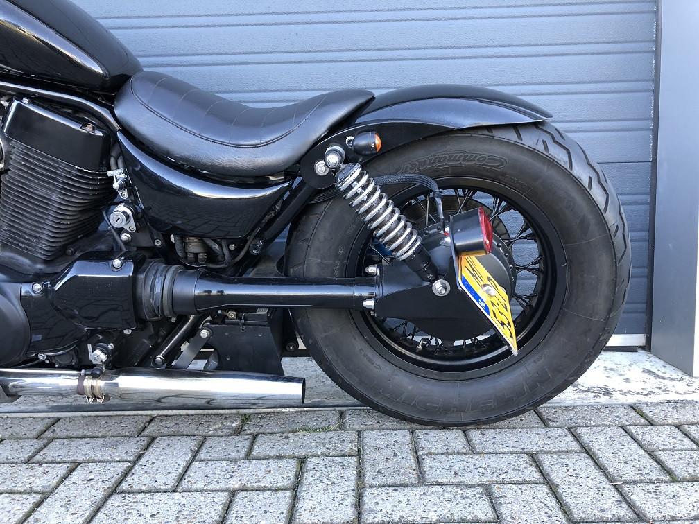Custombuild Suzuki VS1400, monozit, sidemount, forwardcontr, zo mee €1995,-