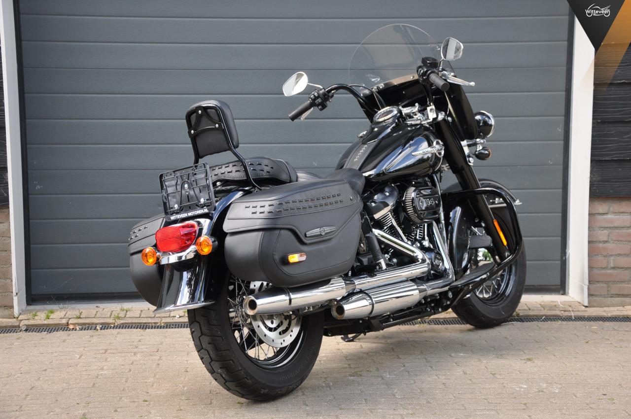 Harley Davidson FLHCS Heritage Softail Classic 114 13500 KM 5HD