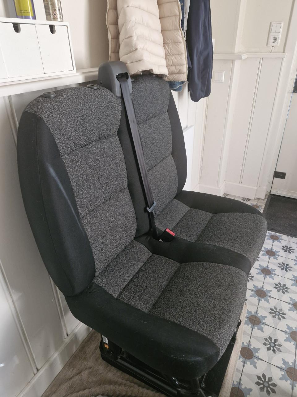 ISRI Draaiplateau en passagiersbank voor Ducato, Boxer en Jumper