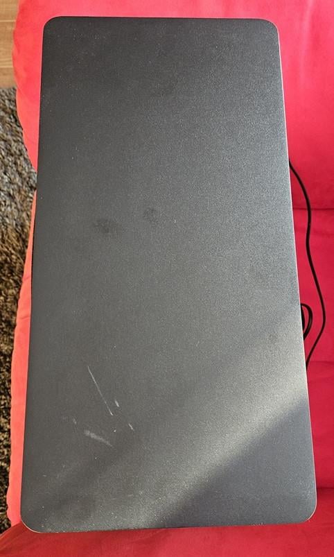 Samsung soundbar HW-Q950A met achterspeakers en subwoofer