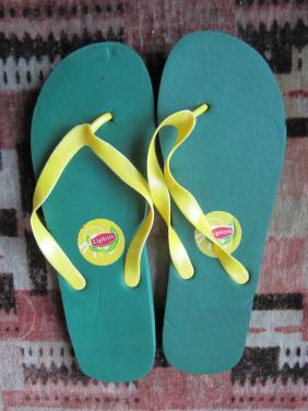 Nieuwe Teenslippers L=29 cm. maat 44/45