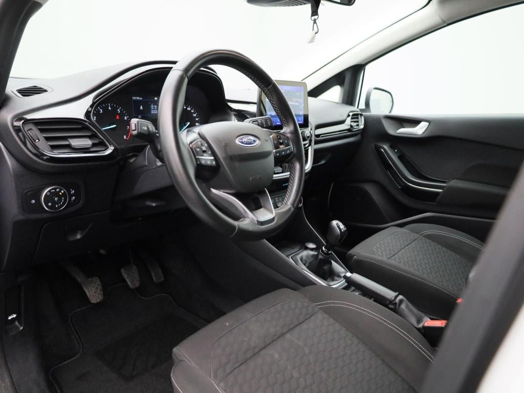 Ford Fiesta 1.0 ecoboost hybrid titanium
