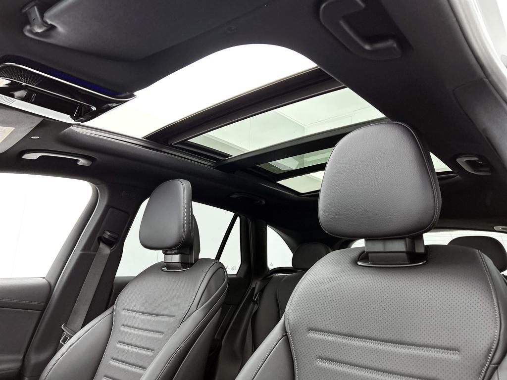 Mercedes-Benz Glc 300e 4matic sport edition | premium pakket | nightpakket 