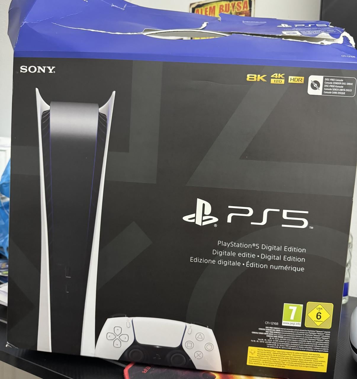 Playstation 5 digital + dualsense edge scuff controller