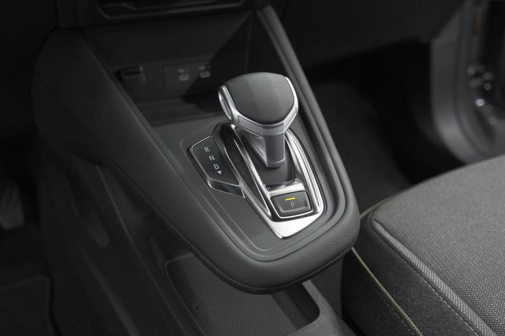 Renault Captur mild hybrid 160 edc techno | pack winter | camera | adaptiev