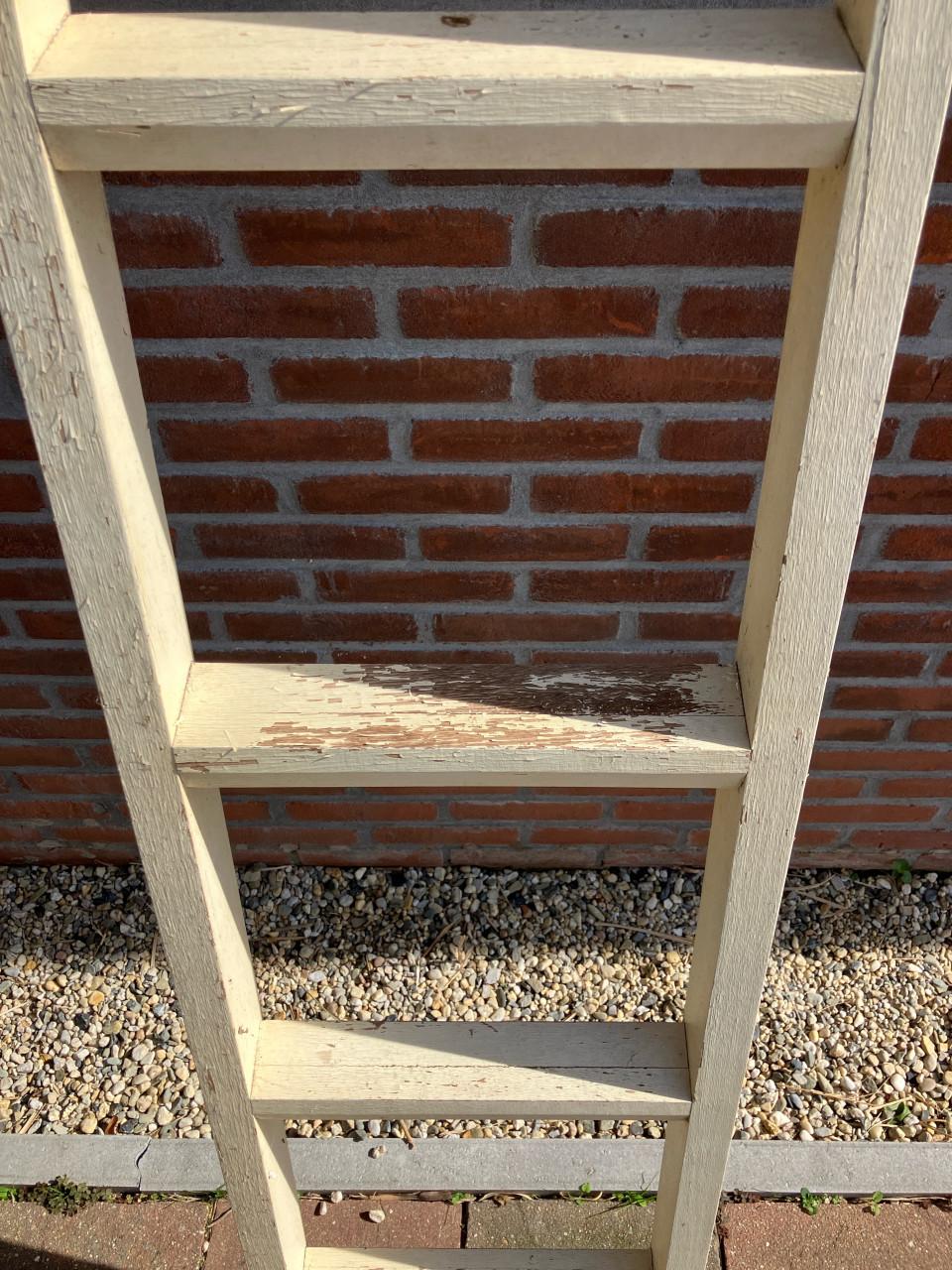 Oude trap - opknapper