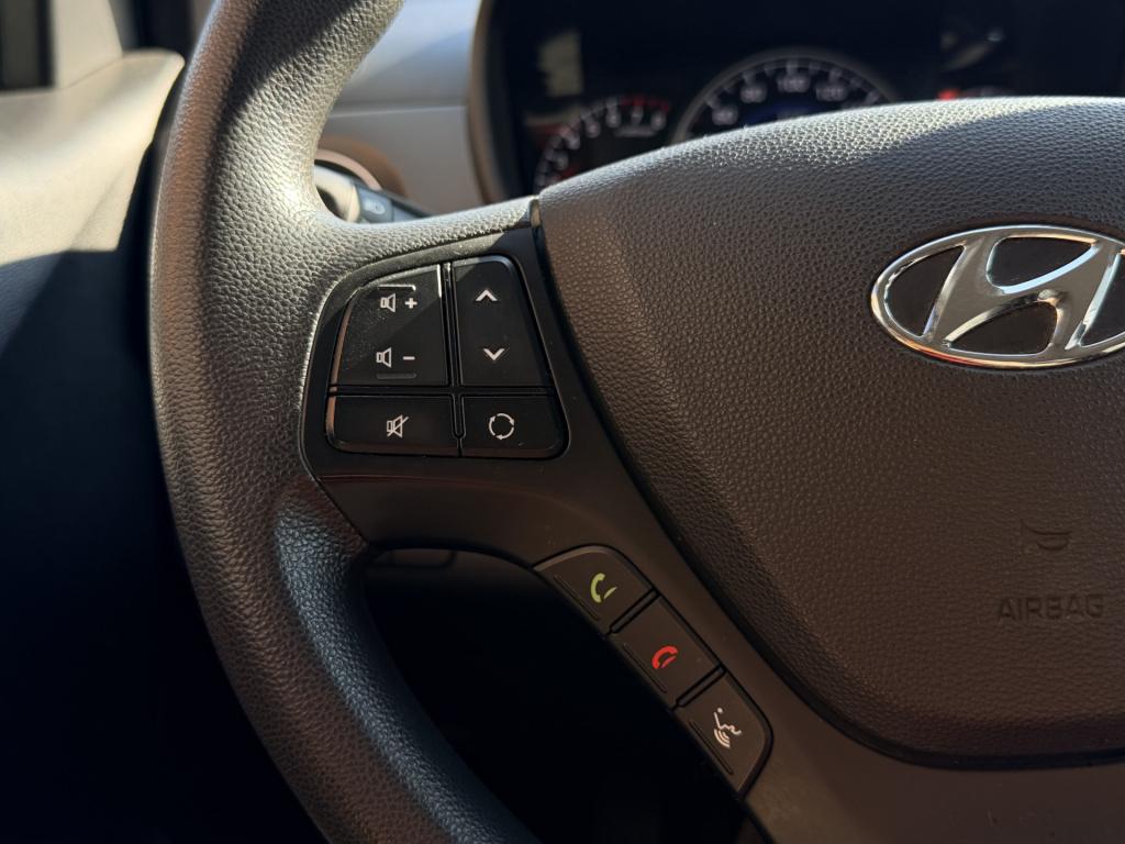 Hyundai I 10 1.0i go! 2017 | carplay | nav | radio | bluetooth | climate co