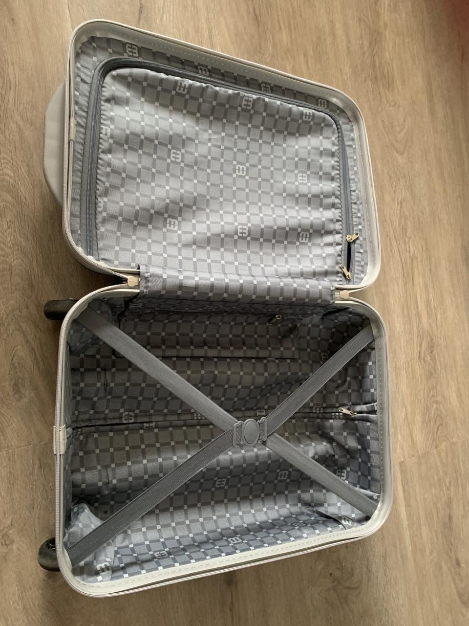 Compacte blauwe handbagage koffer