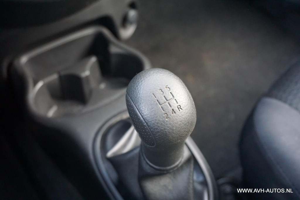 Nissan Micra 1.2 visia pack