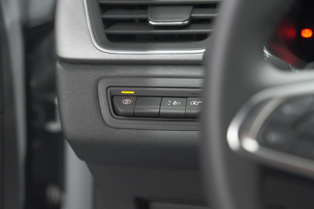 Renault Captur mild hybrid 160 edc techno | camera | navigatie | apple carp