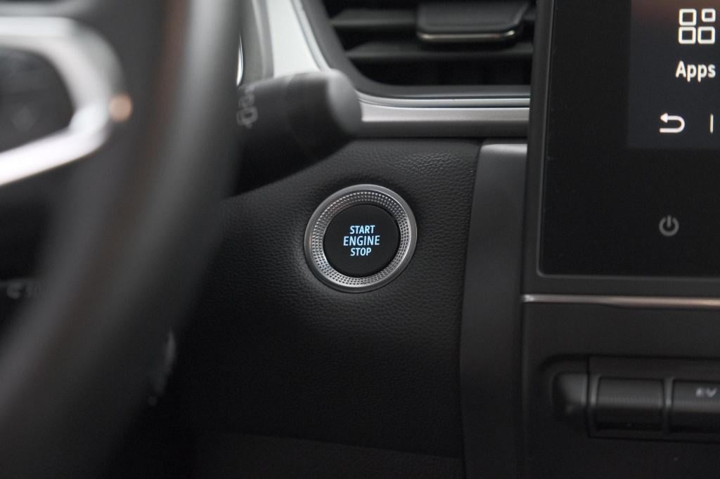 Renault Captur 1.6 e-tech plug-in hybrid 160 techno | dodehoekdetectie | ad
