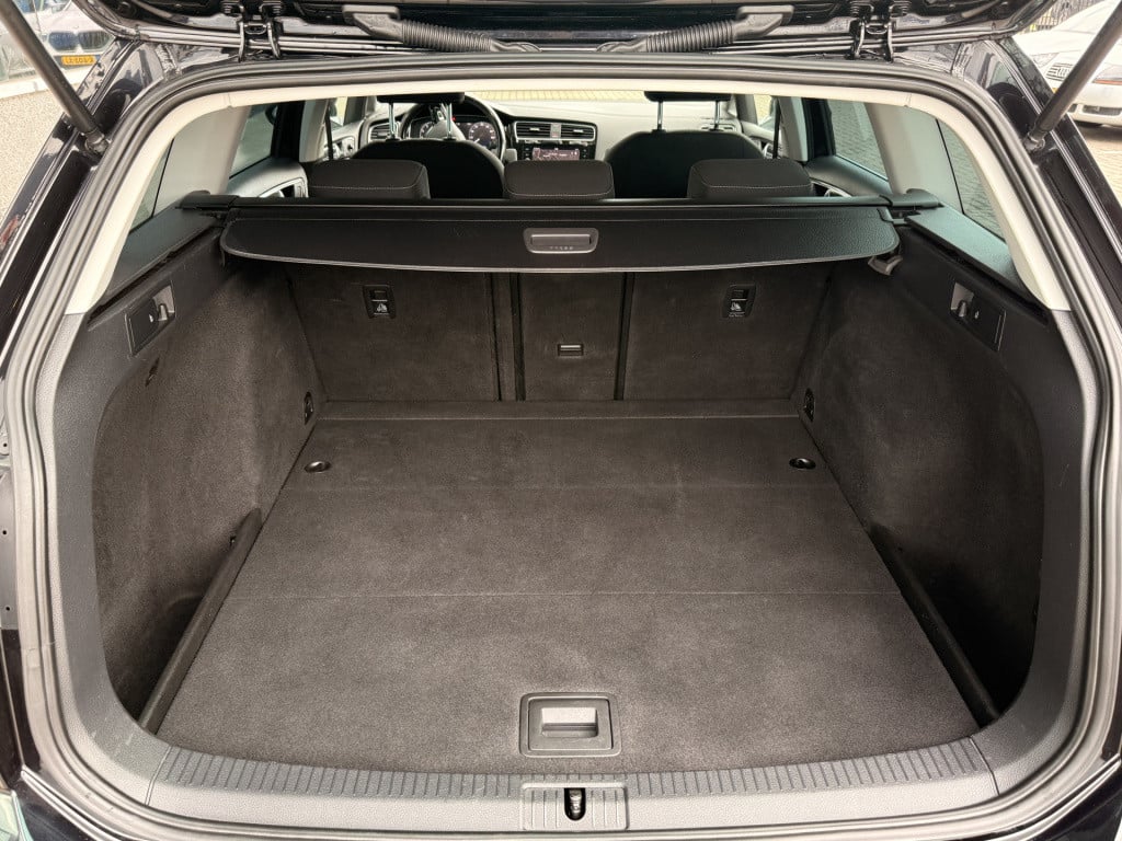 Volkswagen Golf variant 1.4 tsi highline | led | acc | massage | stoelverwa