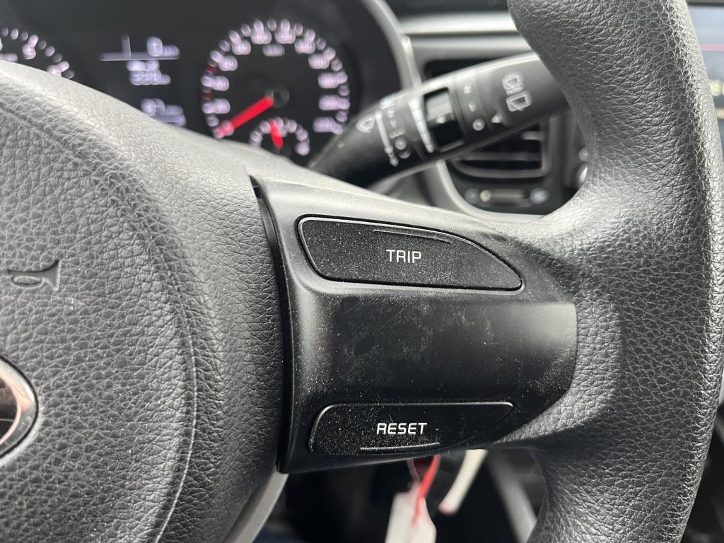 Kia Rio 1.2 cvvt economyline 17 dkm navi lmv pdc