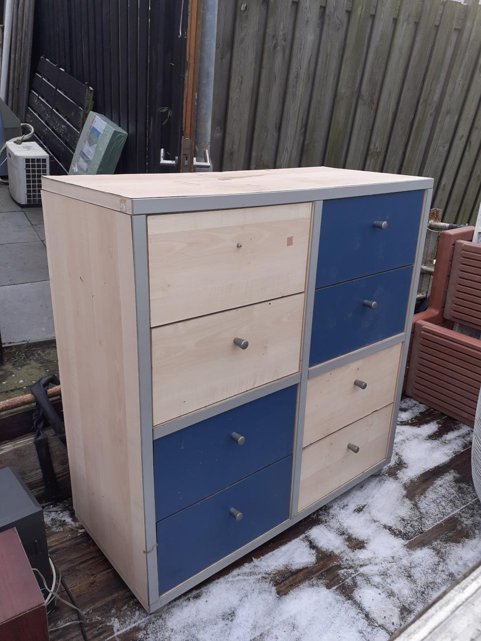Oude hoge kast 210cm & KABINET recht & Diverse Kast deuren