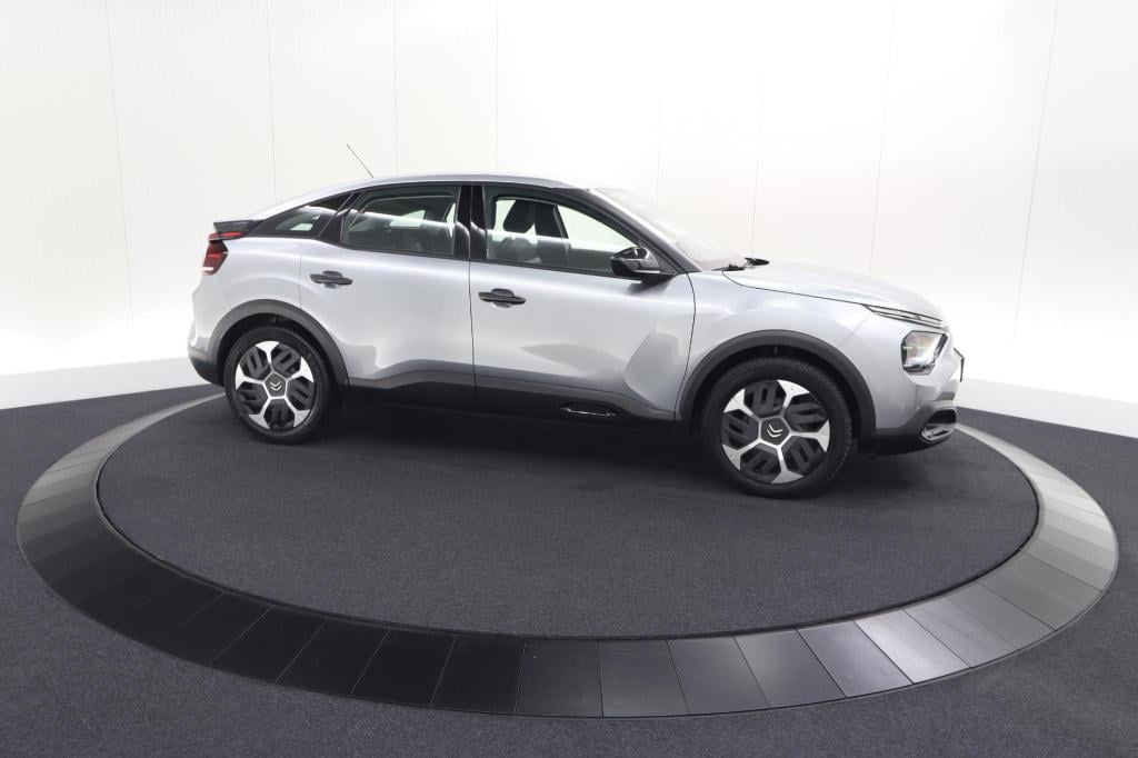 Citroen C4 puretech 130 feel | trekhaak | camera | allseason banden | clima