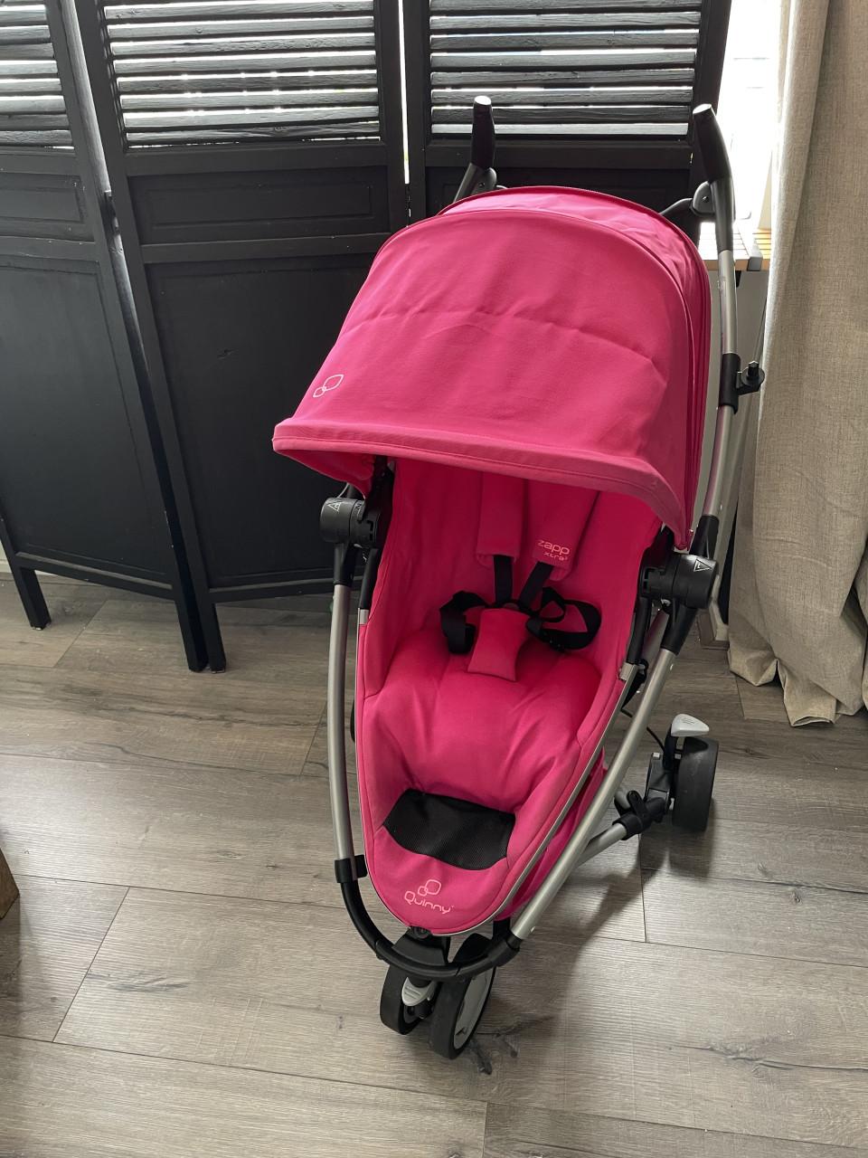 Quinny Zapp Xtra 2.0 Buggy in de kleur Pink Passion