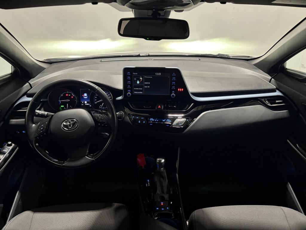 Toyota C-hr 2.0 hybrid dynamic