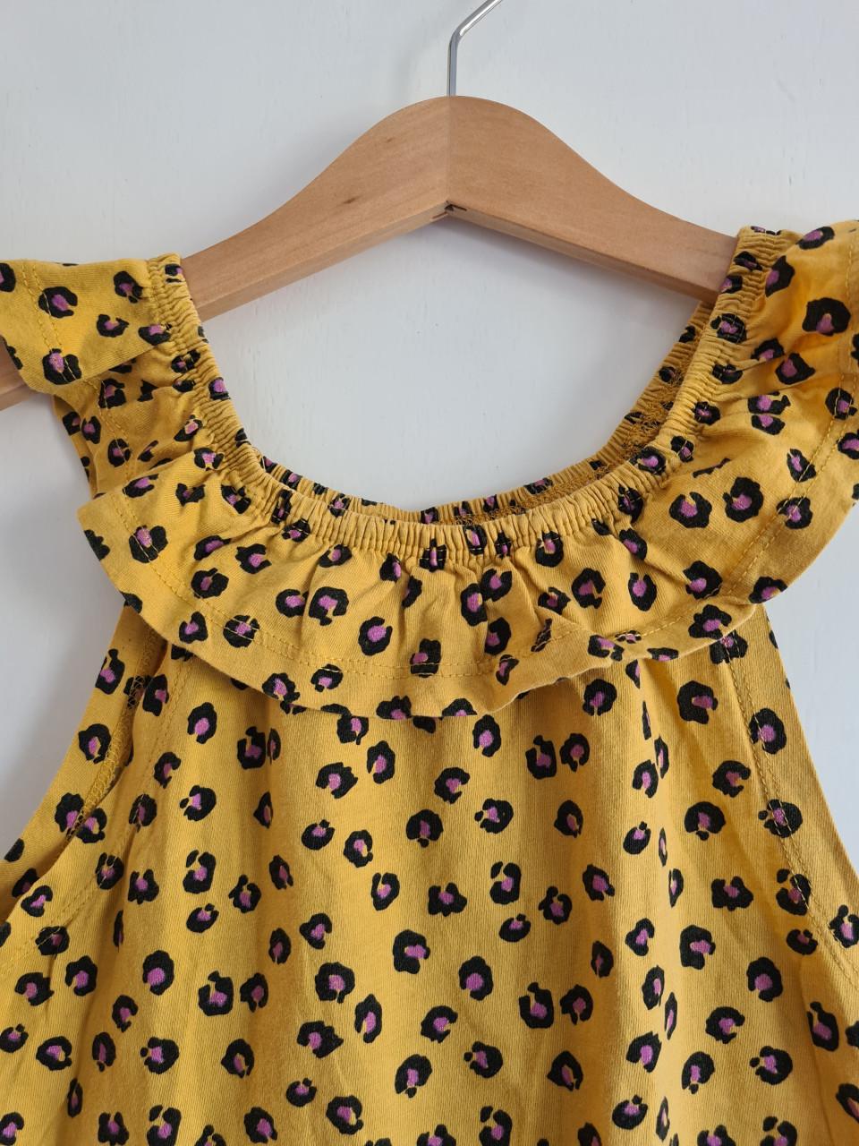 Leuk geel zomer jurkje Maat 134-140