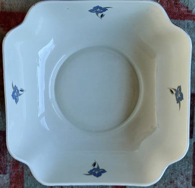 Mooie Schaal  24 cm.