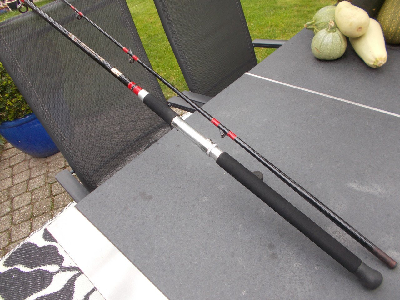D A M boothengel, lengte 240 cm , werpgewicht 100-250 gram