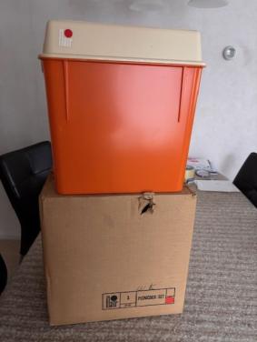 Te koop picknickbox jaren 60 nieuw in doos