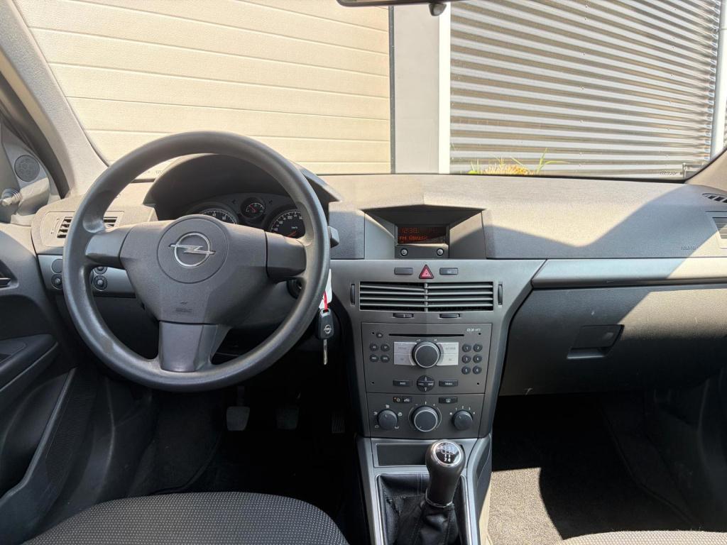 Opel Astra 1.4 essentia/1e eigenaar/airco/lichtmetaal/zwart metallic/