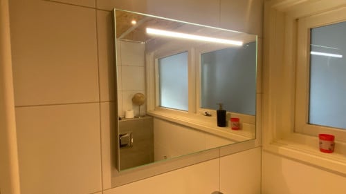 Badkamer spiegel met licht