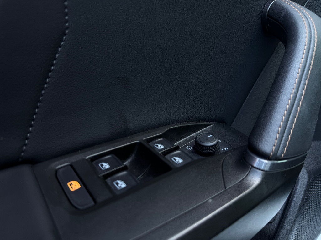 Cupra Leon Sportstourer 1.4 e-hybrid * phev * carplay * trekhaak * keyless