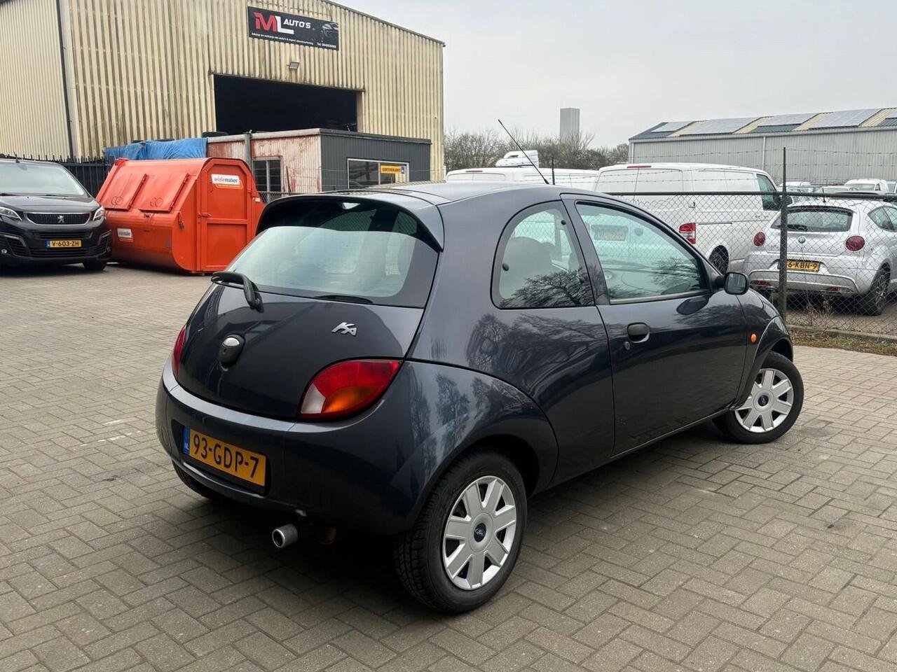 Ford Ka 1.3 Cool & Sound AIRCO 121.991 KM