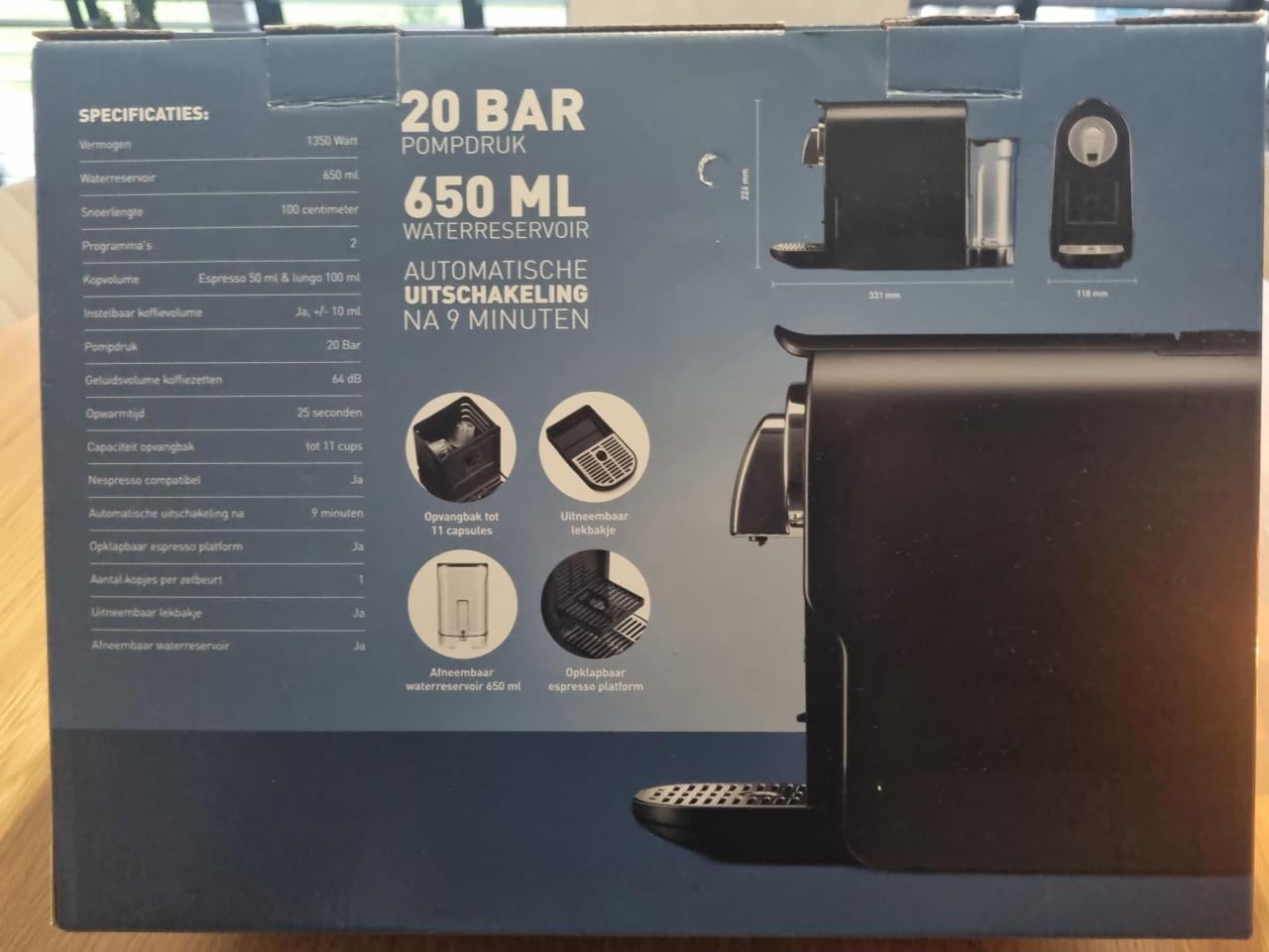 Nespresso koffiezetter + Melkopschuimer