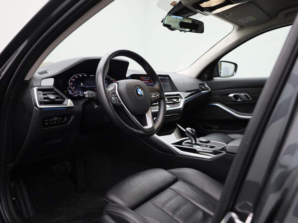 BMW 3-serie touring 330e edrive edition | automaat | lmv | leder | parkeer 