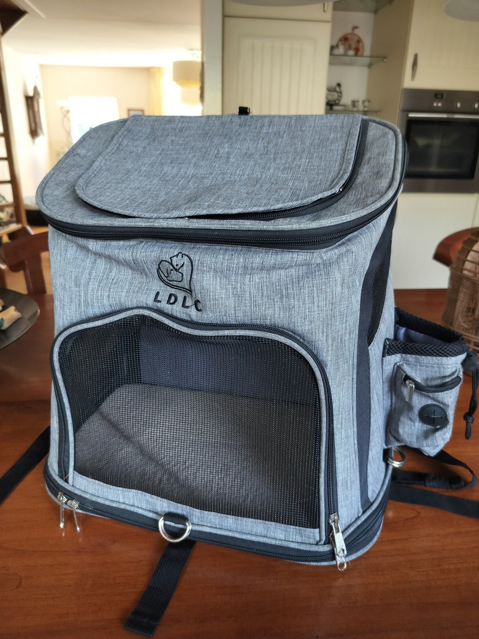 Honden rugzak (en katten) LDLC tot 8 kilo. Zo goed als nieuw.