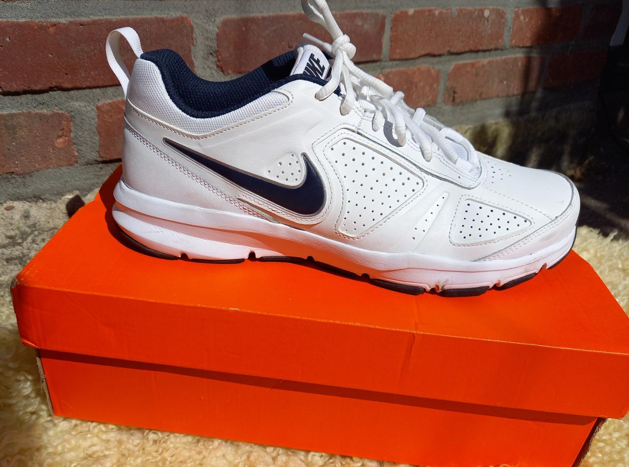 Nike sportschoenen- nieuw