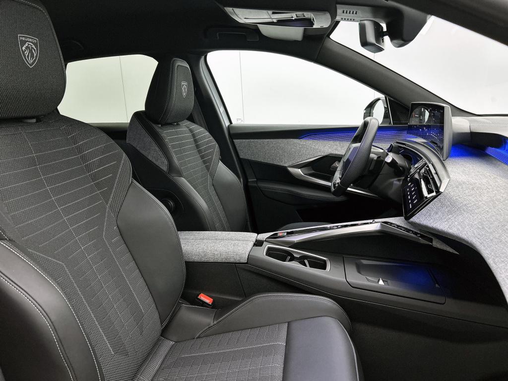 Peugeot 3008 hybrid 145pk automaat gt | rijklaar | elektrische achterkep | 