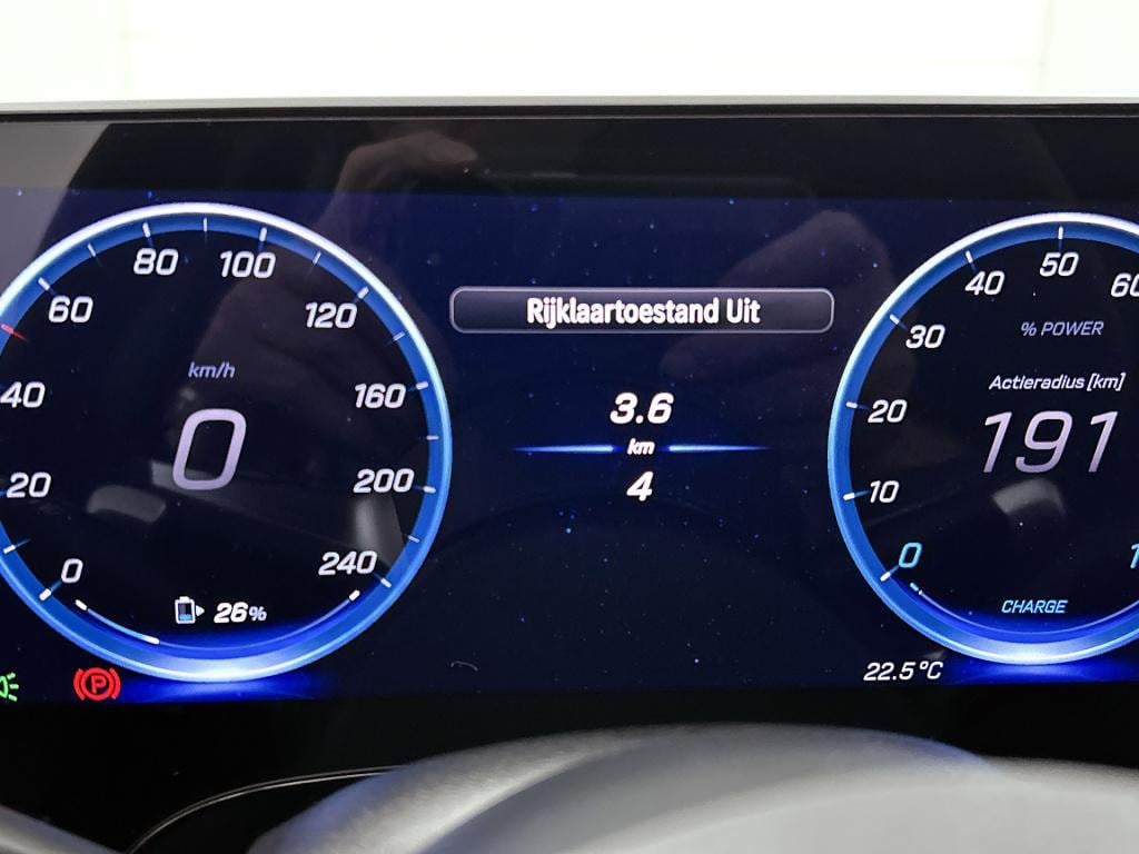Mercedes-Benz Cla shooting brake 250+ business solution amg 85 kwh | trekha
