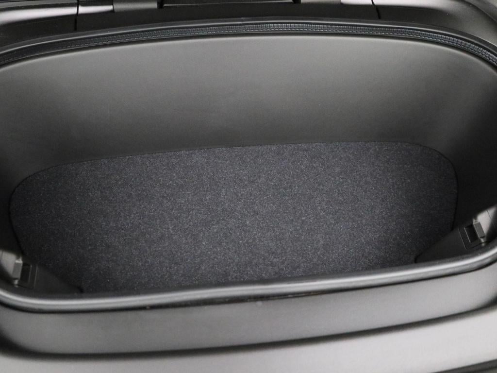 Volvo XC40 single motor extened range core 82 kwh | automaat | apple carpla