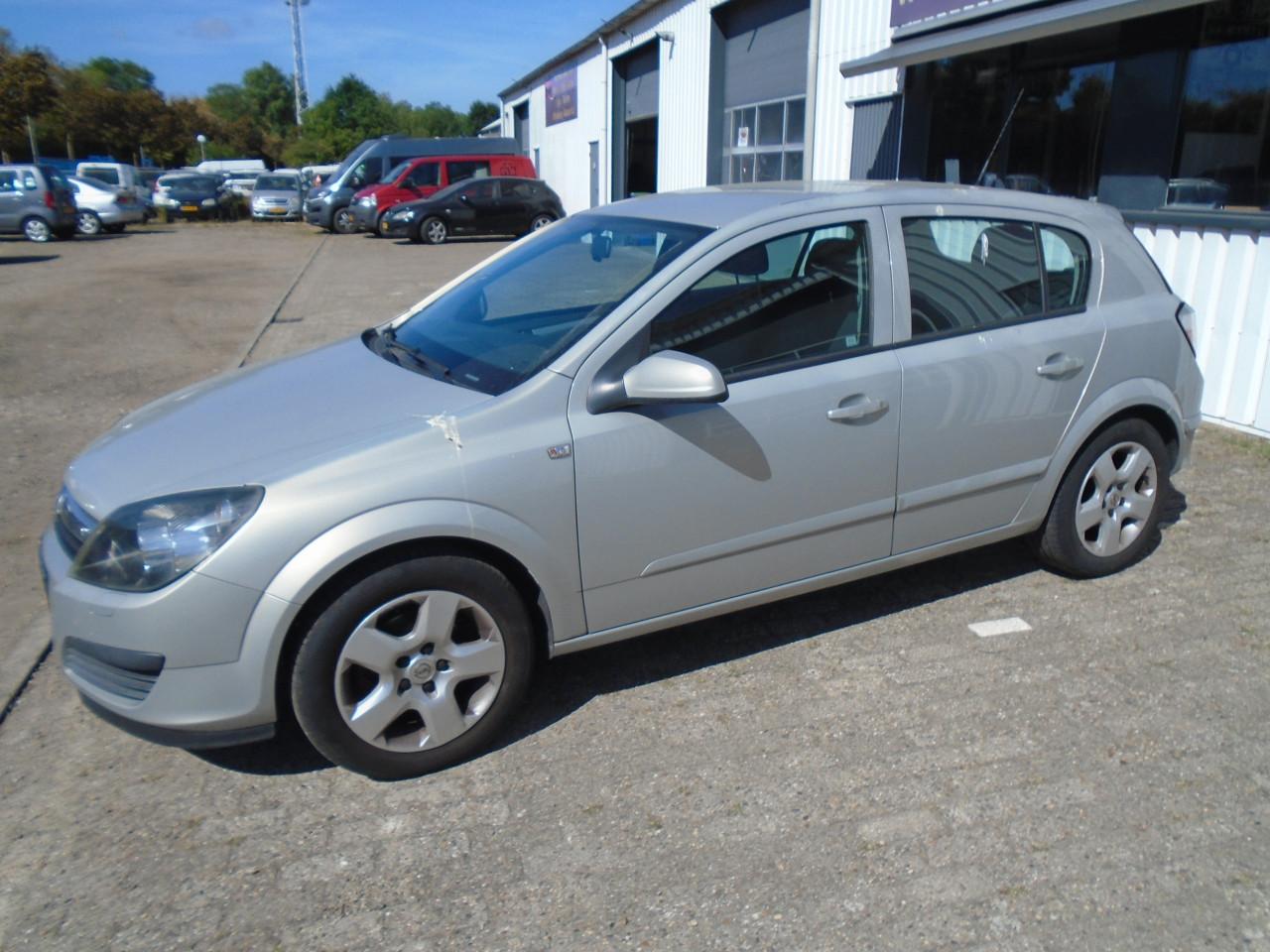 Opel Astra 1.4  APK 10-8 2027
