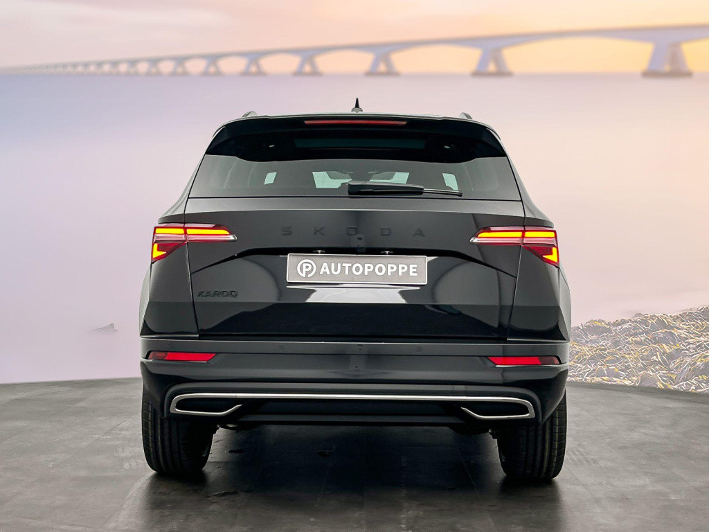 Skoda Karoq 1.5 tsi act sportline business panoramadak - trekhaak