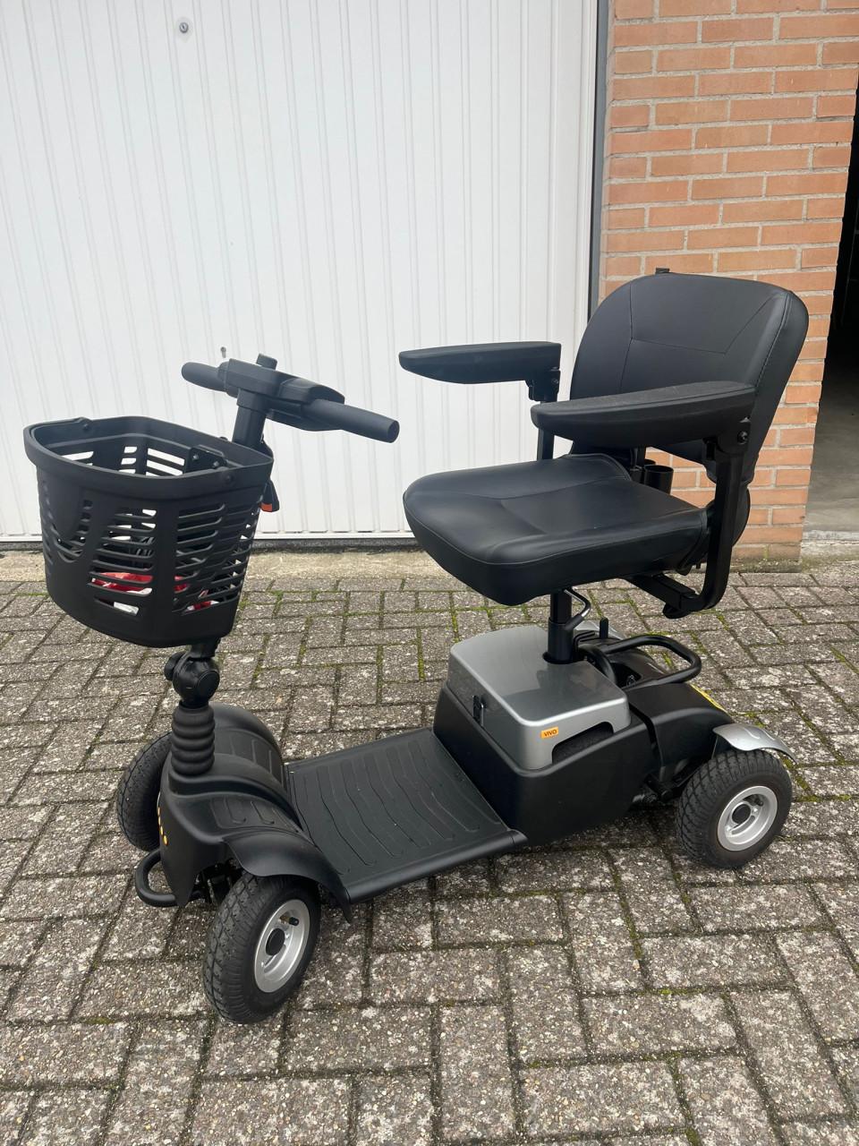 Scootmobiel (opvouwbaar/deelbaar) Vivo 4