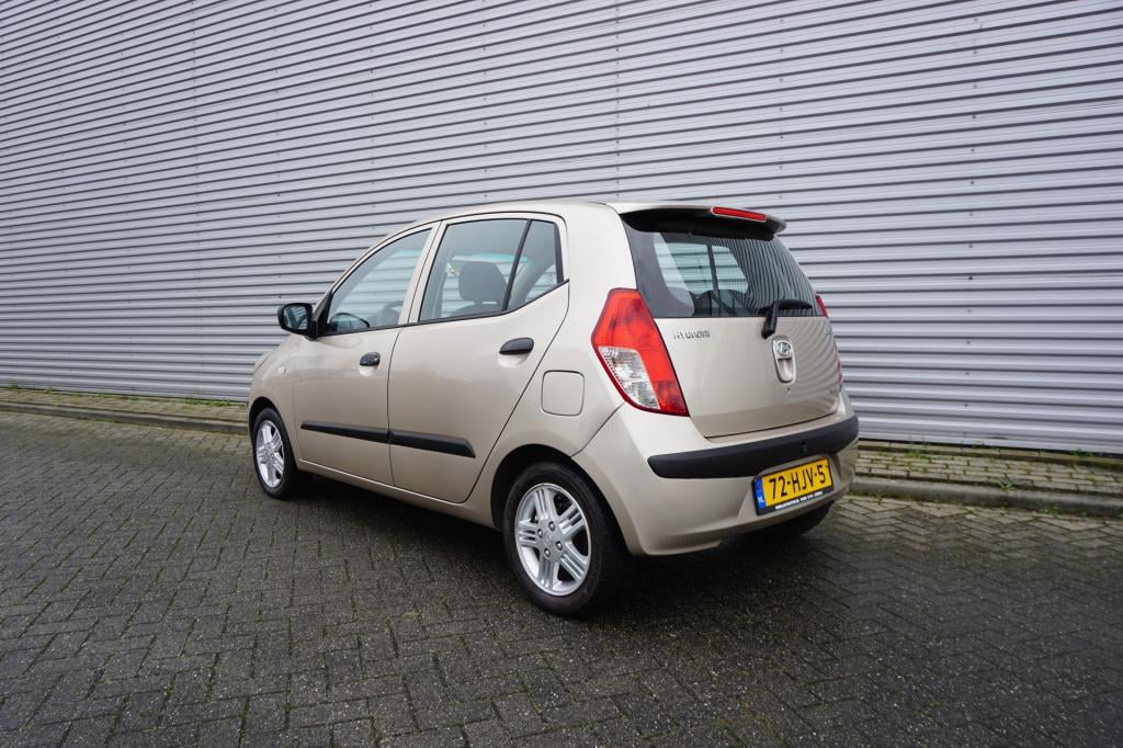 Hyundai I 10 1.25i dynamic cool airco / elektr. ramen / lm velgen / nap