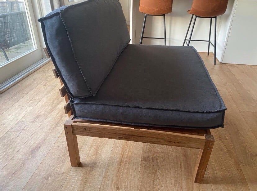 Tuinbankje te koop!