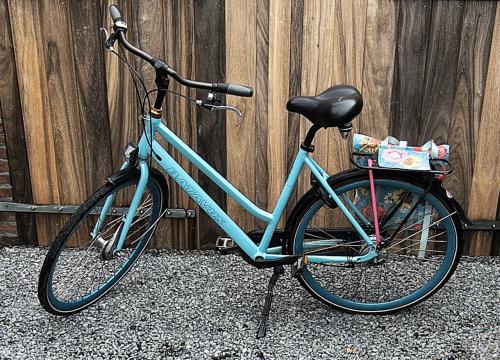 Batavus damesfiets 7 versnellingen. Inclusief handige fietstas.