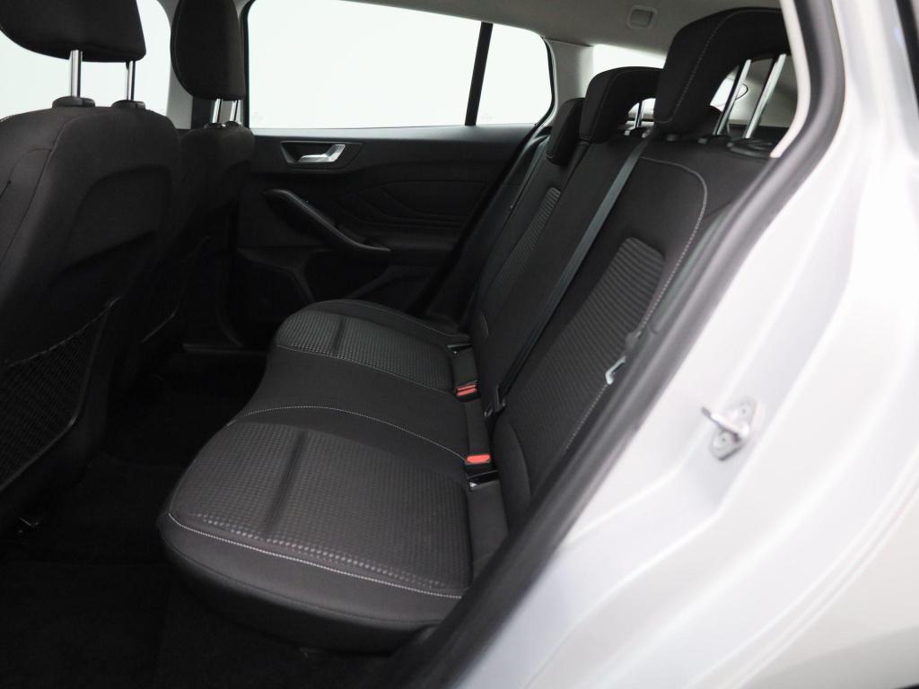 Ford Focus wagon 1.0 ecoboost hybrid connected | parkeer sensoren | navigat
