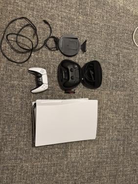 Ps5 met twee scuf controllers, 1 ps5 controller en 2TB geheugen
