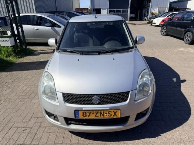 Suzuki Swift 1.5 exclusive